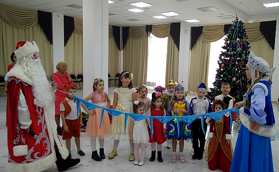 Краснодарская ячейка провела детский новогодний праздник