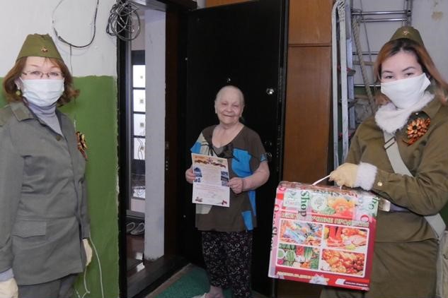 ППО Якутска в партнёрстве с компанией One Shop World поздравила ветеранов